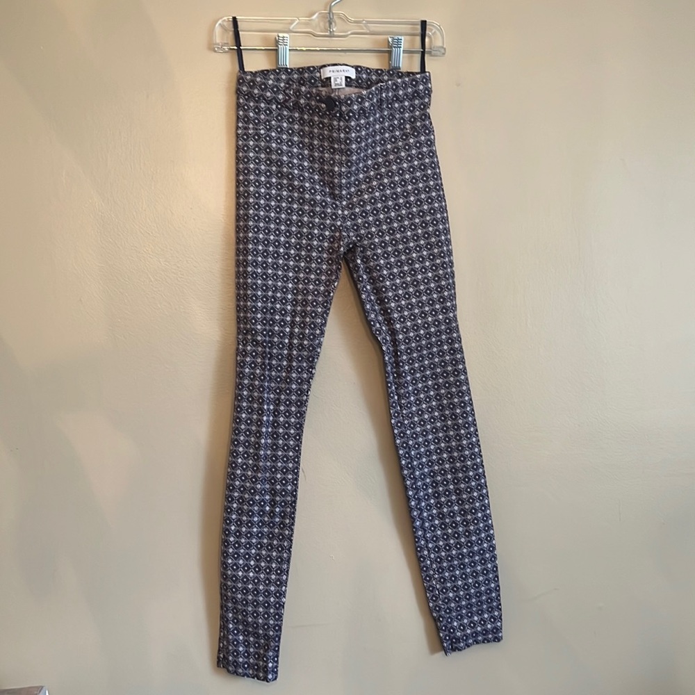 Primary pants, size 6